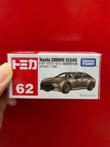  Xe mô hình Tomica 62 Toyota Crown Sedan (nâu) 