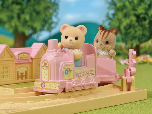 Đoàn tàu Baby Cho-Choo Train Sylvanian Families FU-15