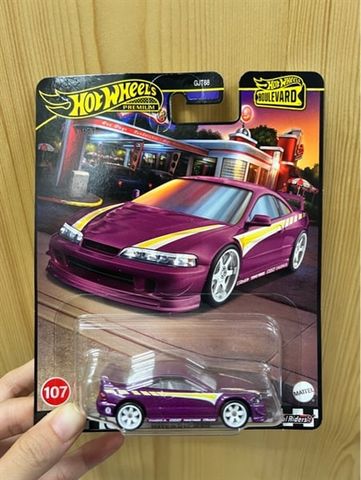  Xe mô hình HRT77 Hot Wheels Boulevard Custom '01 Acura Integra GSR 