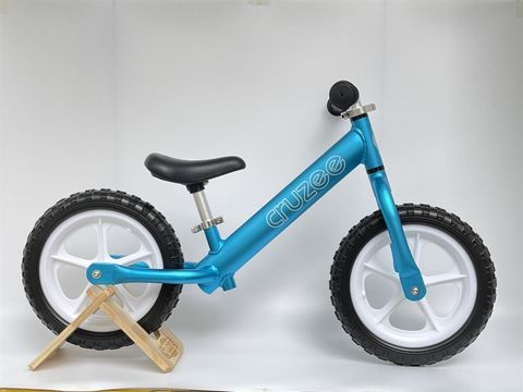  Xe Cruzee màu xanh dương 