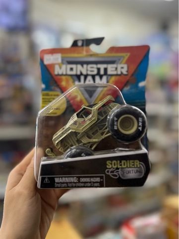  6044941 -Ô tô chiến xe Monster Jam Soldier Fortune 