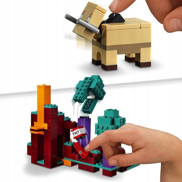  LEGO 21168 The Warped Forest 