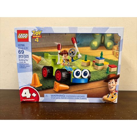  Lego Disney 10766 Toy Story 4 Woody & RC 