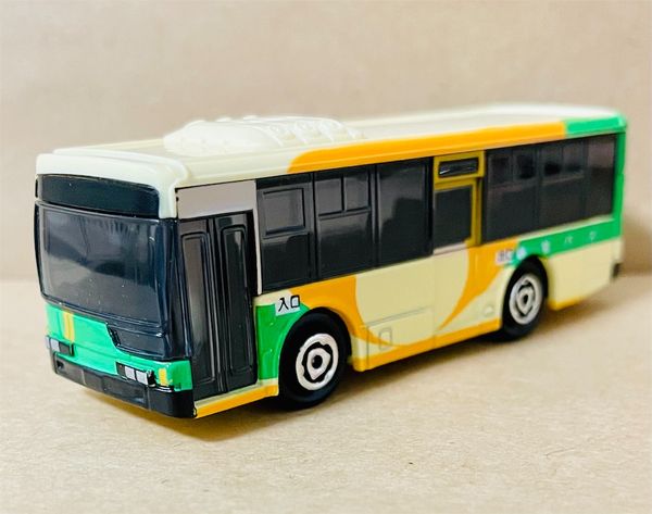 Tomica No.20 Isuzu Erga Toei Bus