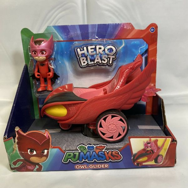 Đồ chơi mô hình siêu nhân và xe Pj Masks Hero Blast Vehicle