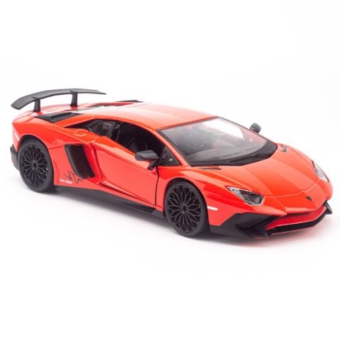  1:24 LAMBORGHINI AVENTADOR LP 750-4 SV 