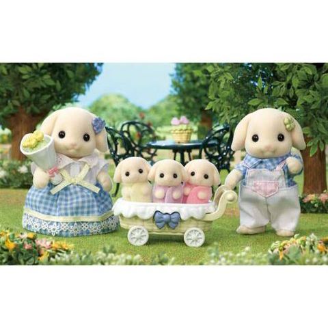  Sylvanian Families Flora Rabbit Family EP-50 Calico Critters 