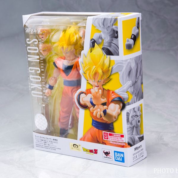 Son Goku mô hình 14cm Super Saiyan Full Power