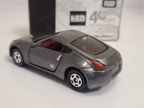  Tomica 40 Nissan TM-801146 