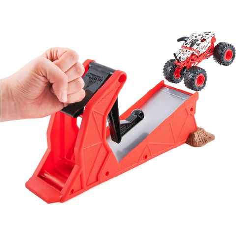  23win08 com xe Monster Jam, Blastin’ Bones Playset with Exclusive Monster Truck Mutt Dalmatian 