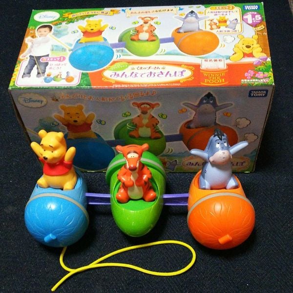 Xe dắt gấu Pooh và những người bạn