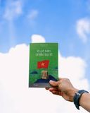  Lá Cờ Bên Chiếc Ba Lô 