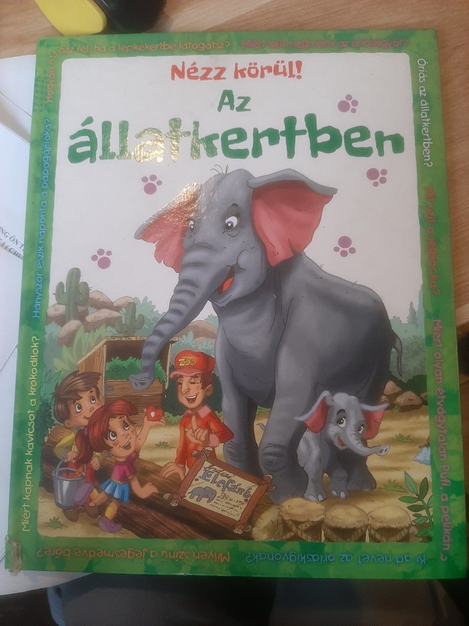  Az állatkertben - Nézzkorul 