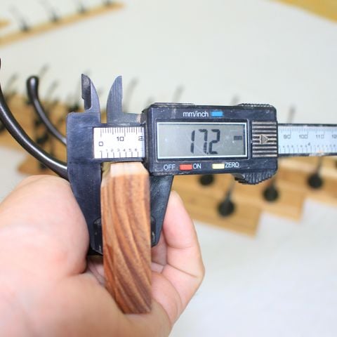  Mắc áo treo tường gỗ Tần Bì cao cấp 