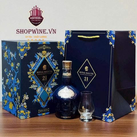  RƯỢU CHIVAS 21 NĂM HỘP QUÀ TẾT 2025 