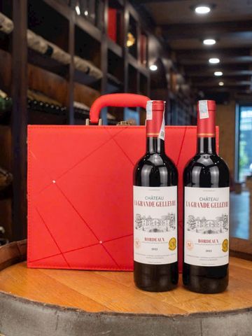  Hộp Rượu Vang sơn mài 1 Chai + Rượu vang Chateau La Grande Gelleyre 