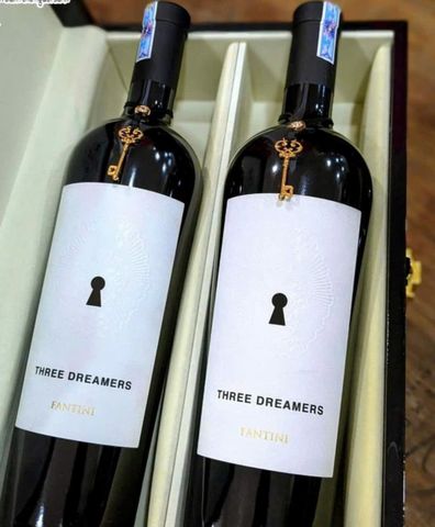  Hộp Rượu Vang sơn mài 2 Chai + Rượu vang Three Dreamers 