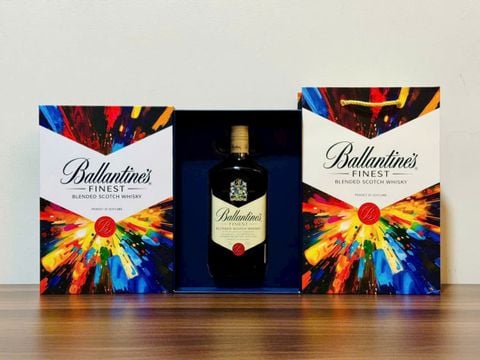  Rượu Ballantines Finest Hộp quà tết 2025 