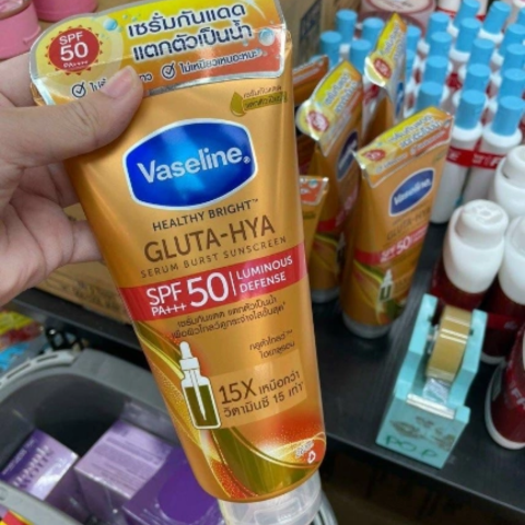 Vaseline Healthy Bright Gluta-Hya Serum SPF50 PA+++ 260ML