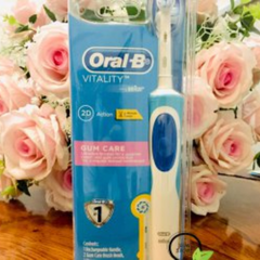 Oral-B Bàn Chải Đánh Răng Điện