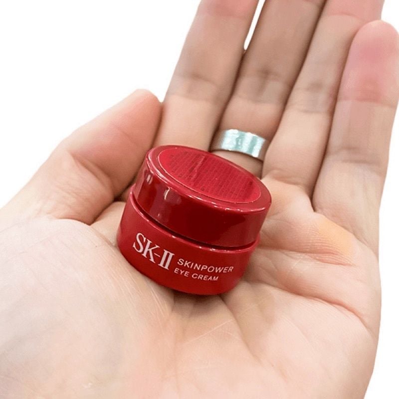 Kem mắt SK-II R.N.A Power Eye Cream Radical New Age 2.5g