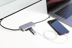 Cổng chuyển Targus Hub USB-C Multi-Port with Ethernet Adapter USB-C (ACA959AP-50) - Chính Hãng