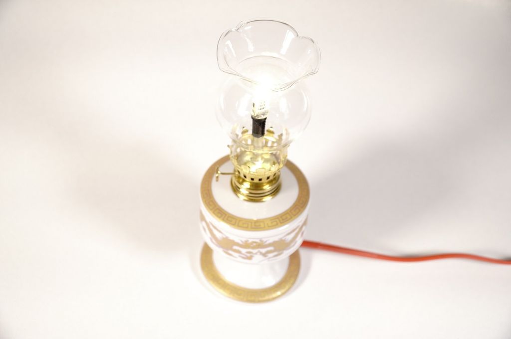 Đèn thờ điện led cúng truyền thống trụ tròn vàng cung đình 18cm sáng rực rỡ - Có dây + bóng sẵn
