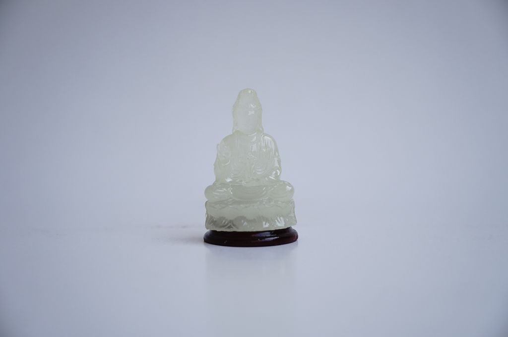 Tượng Phật Bà Quan Thế Âm Bồ Tát dạ quang - Cao 6cm