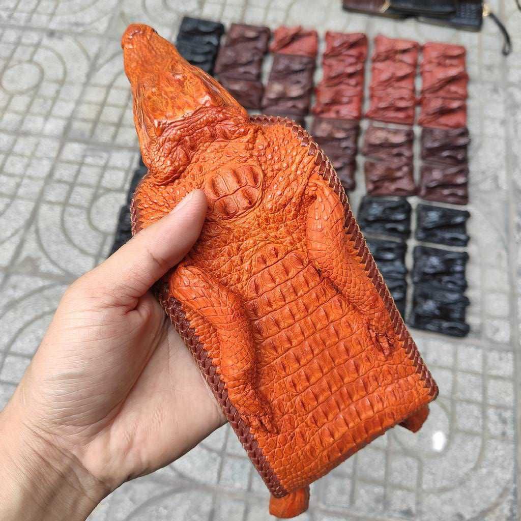 [MÀU VÀNG ĐẶC BIỆT...] Ví Cá Sấu Nguyên Con Có Đầu Và Chân Tay!