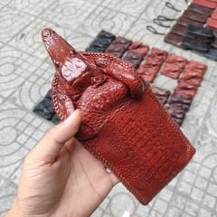 [SIÊU PHẨM...] Ví Cá Sấu Nguyên Con Có Đầu Và Chân Tay!