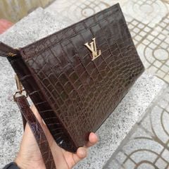 Clutch nam cầm tay [DA BỤNG CÁ SẤU PHIÊN BẢN MÀU NÂU LỊCH LÃM]
