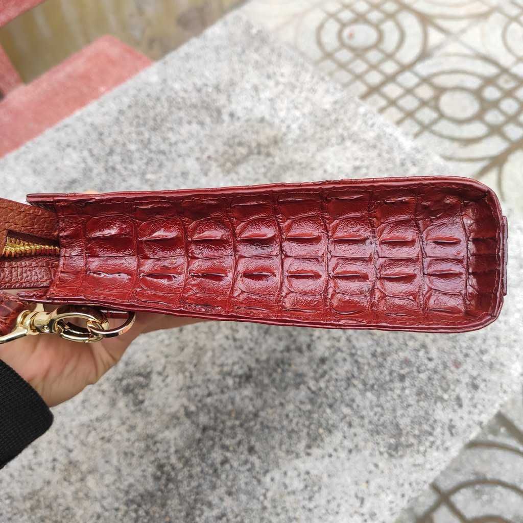 Clutch cầm tay cho nam [DA CÁ SẤU NÂU ĐỎ SANG CHẢNH]