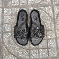 Dép Đế mới CAO - NHẸ đi rất thoải mái. Da cá sấu trơn!