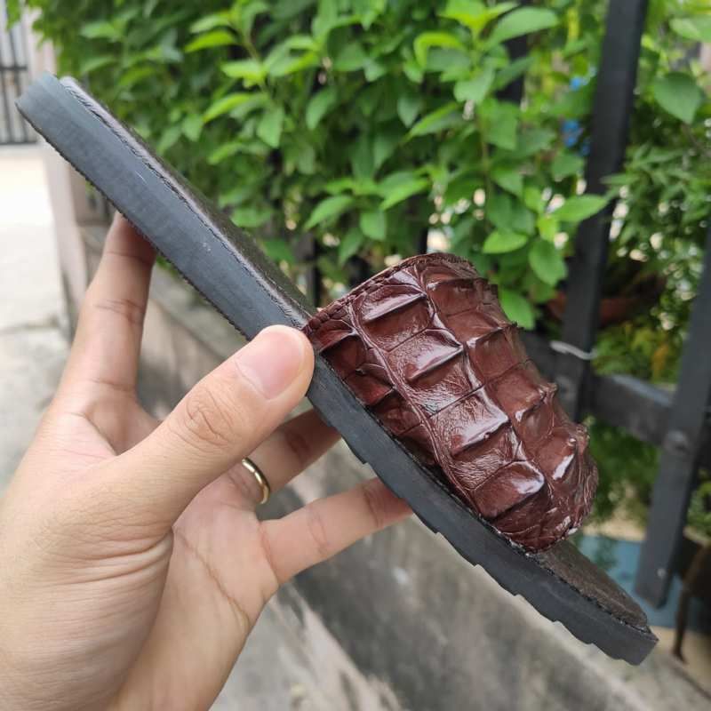 Dép nam ngang GAI LƯNG CÁ SẤU RẤT ĐẸP!