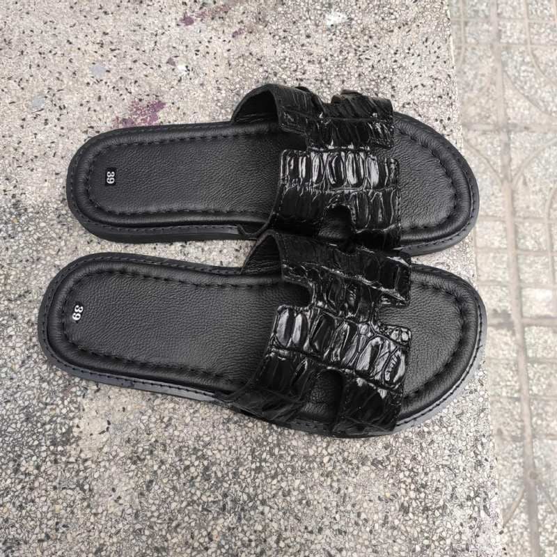 Dép ngang CHỮ H gai lưng cá sấu nổi bật