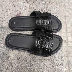 Dép ngang CHỮ H gai lưng cá sấu nổi bật