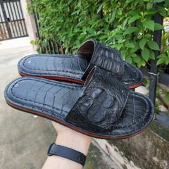 Dép ngang gù cá sấu rất đẹp! [KHÔNG ĐỤNG HÀNG TOÀN QUỐC]