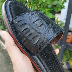 Dép ngang gù cá sấu rất đẹp! [KHÔNG ĐỤNG HÀNG TOÀN QUỐC]