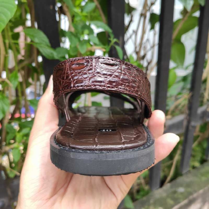 Dép sandal da cá sấu trơn Hàng Hiệu [ĐẾ CAO SU TỰ NHIÊN SIÊU BỀN]