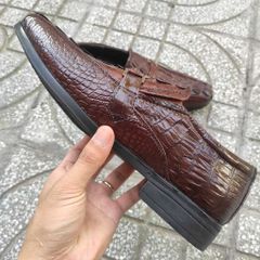 Giày cá sấu Vây đuôi. Đế cao su thoải mái cho cuộc sống năng động!