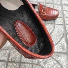 Giày lười Đế Da sang trọng. Da bụng cá sấu Nâu đỏ rất đẹp!