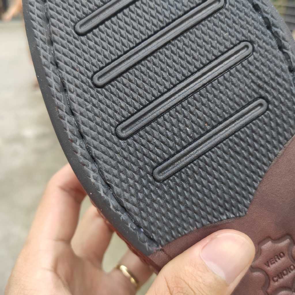 Giày lười Đế Da sang trọng. Da bụng cá sấu Nâu đỏ rất đẹp!