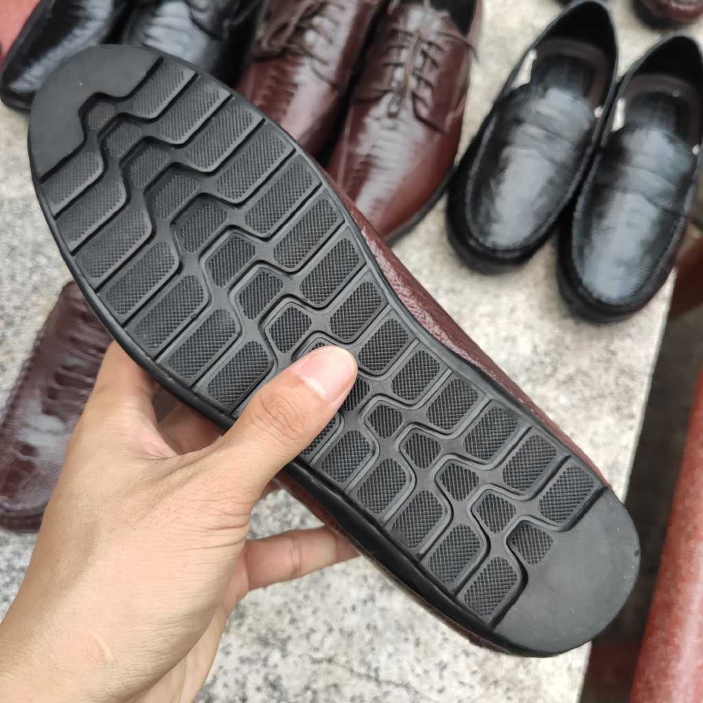 Giày đà điểu. Dáng giày lười trẻ trung, màu nâu siêu đẹp!