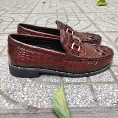Giày lười Đế bằng rất sang. Gù cá sấu nâu đất dễ phối đồ!