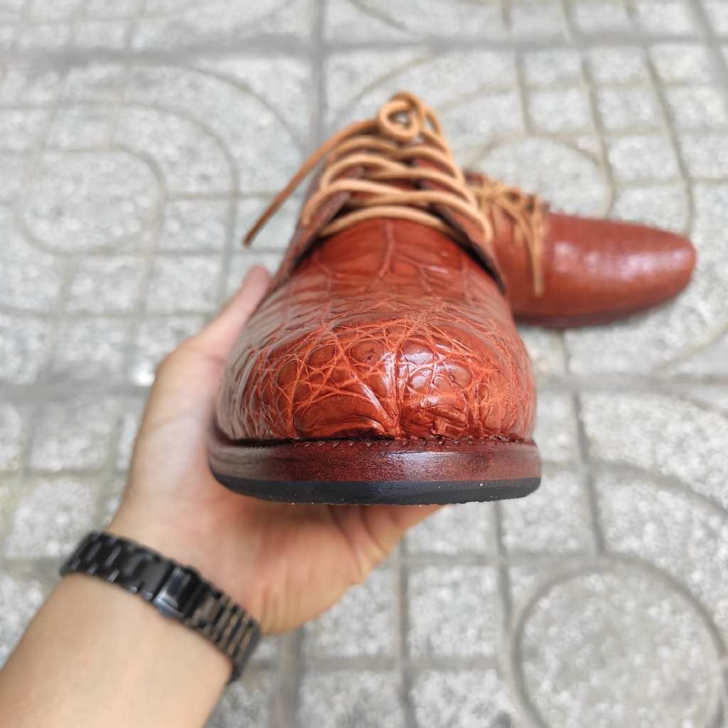 Giày tây Da cá sấu có buộc dây. Da bụng cá sấu màu nâu đỏ Bao sang!