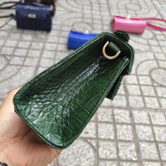 Túi nữ cầm tay Da cá sấu màu Xanh rêu dịu dàng!