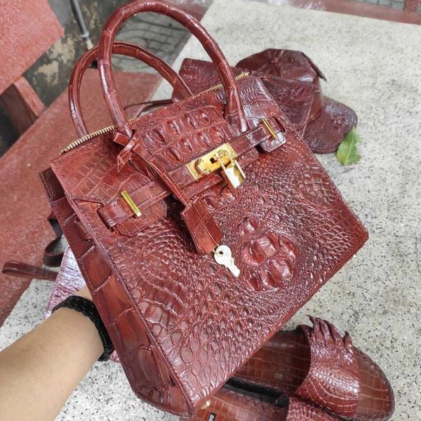 Túi nữ Kelly ngang 28cm [PHIÊN BẢN MỚI - LỚN HƠN ĐỰNG NHIỀU ĐỒ HƠN]