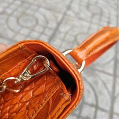 Túi nữ đi tiệc đi chơi bao sang. Da bụng cá sấu vàng bò!