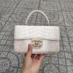 Túi nữ Trắng tro không đụng hàng. Da bụng cá sấu Sang Xịn Mịn!