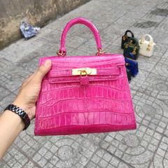 Túi da cá sấu Màu hường nữ tính. Phiên bản kelly dễ thương!